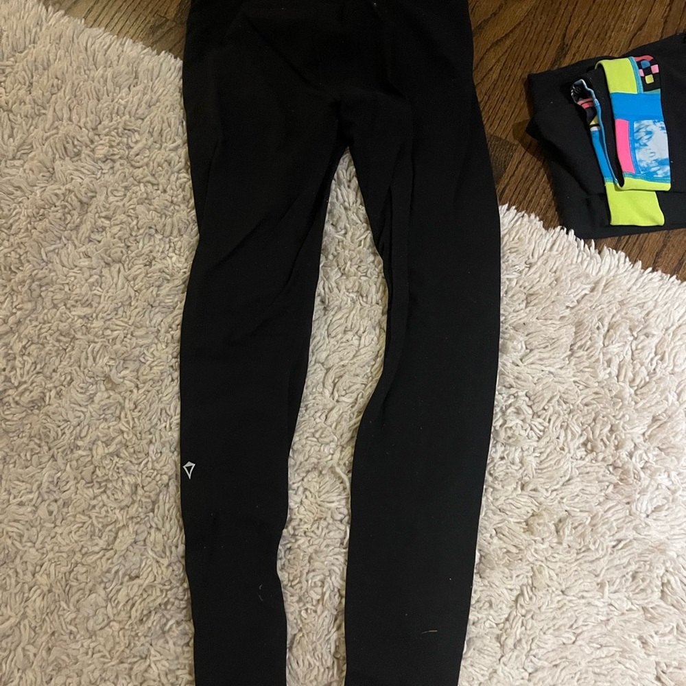 Ivivva (Lululemon) black leggings - children’s 14